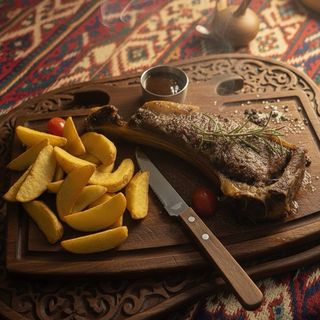 Бозжыра стейк (жылкы етинен)