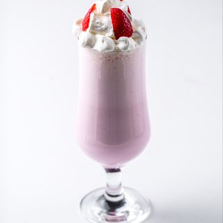 Клубничный коктейль