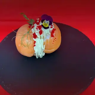 Nurs MacaRolls с лососем