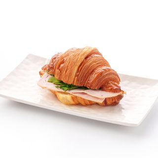 Круассан с индейкой