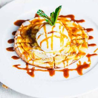 яблочный тарт с карамелью