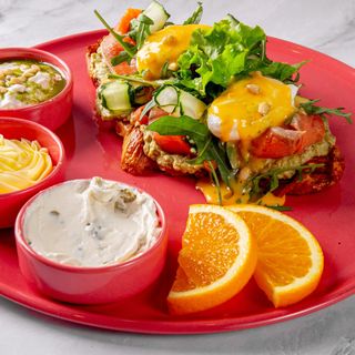 Круассан с лососем 320 гр