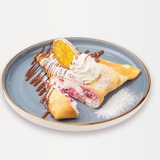 Сладкий креп "Малиновый чизкейк"