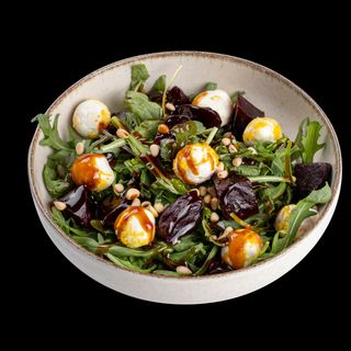 Свекольный с рукколой