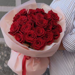 Букет из 21 красной розы