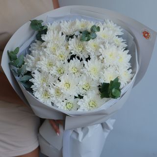 Букет из 11 кустовых хризантем