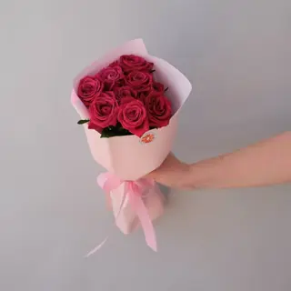 Букет из 9 красных роз