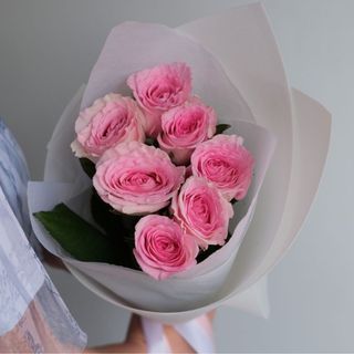 Букет из 7 нежно-розовых роз