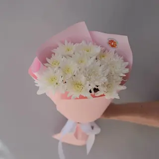 Букет из 3 кустовых хризантем