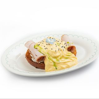 Бенедикт с индейкой