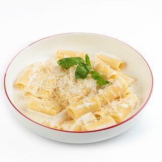 Детская паста в сливочном соусе