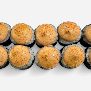 Запеченный ролл с лососем