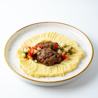 Запечённые котлеты с картофельным пюре