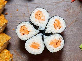 Ролл с крабом