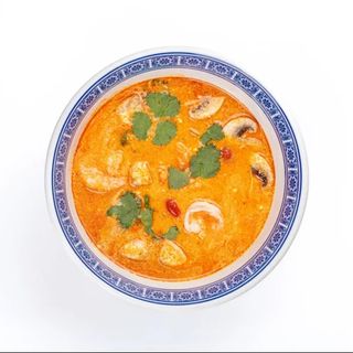 Том Ям L с креветками (385/130 гр.)