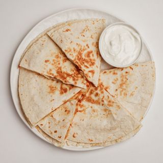 Кесадилья с курицей