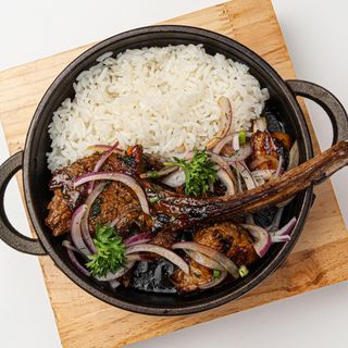 Бараньи рёбрышки с рисом