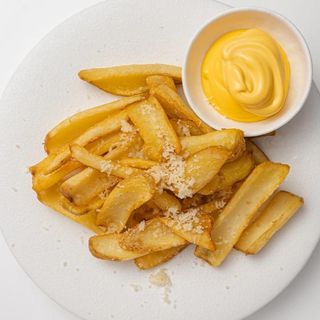 Фри с пармезаном