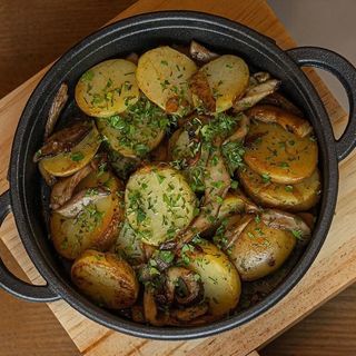 Картофель с грибами