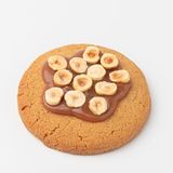 Кукис с карамелью и фундуком