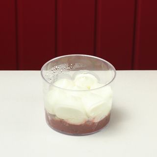 Пирожное малина-фисташка