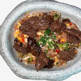 Жаренный рис с говядиной