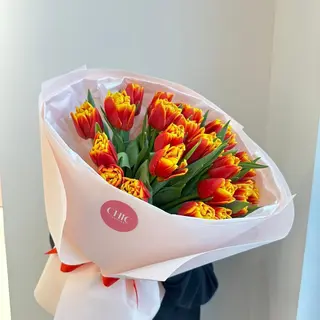 Букет из 25 тюльпанов