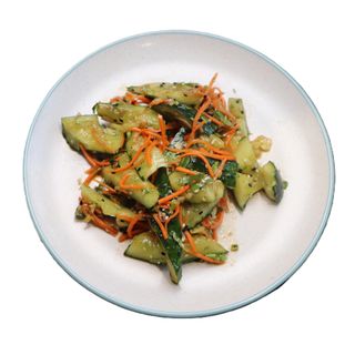 Салат Битые огурцы