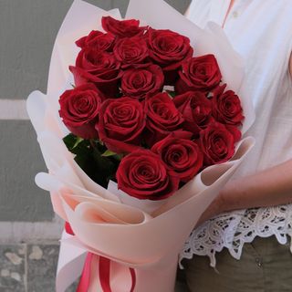 Букет из 15 красных роз