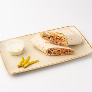 Донер в лаваше с говядиной (стандарт)