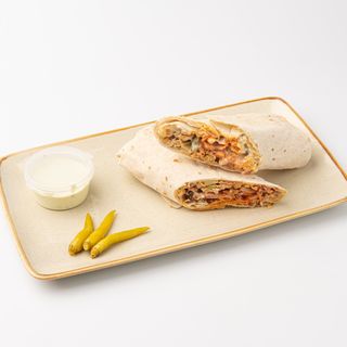 Донер в лаваше с курицей (1,5 порции)