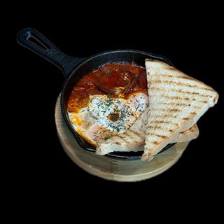 Шакшука с турецкой колбасой