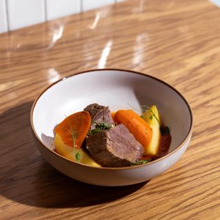 "Томленное мясо с овощами"