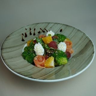 Фирменный салат Имбирь