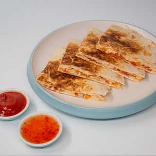 Кесадилья с курицей