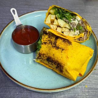 Ролл с говядиной