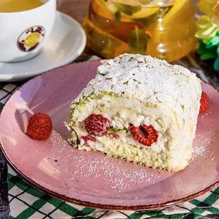 Фисташковый рулет