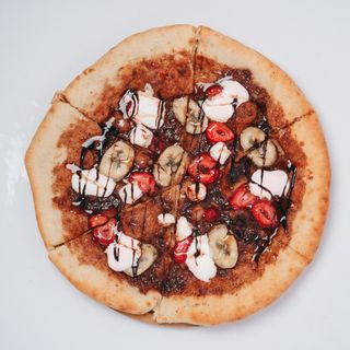 Сладкая пицца