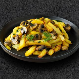 Картофель жаренный с грибами