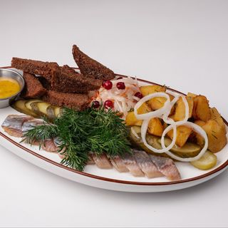 Русская закуска