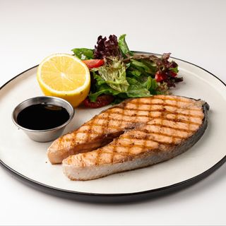 Salmon стейк