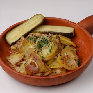 ЖАРЕНЫЙ КАРТОФЕЛЬ ПО-ДОМАШНЕМУ