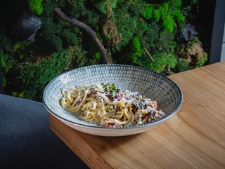 Спагетти с копчёной кониной