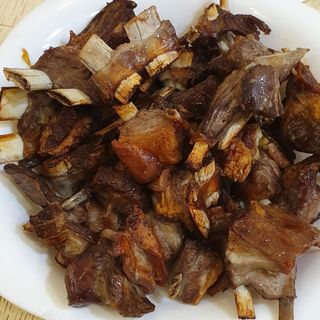 Хрустящие бараньи ребрышки по-восточному