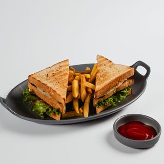 Клаб-сэндвич с куриным филе