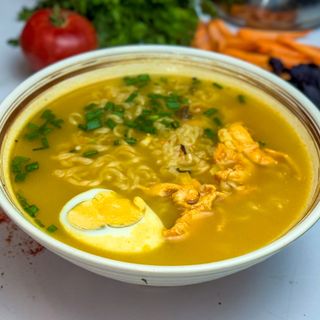 Рамен с курицей (400г)