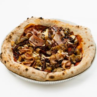 Неаполитана с беконом и баклажанами