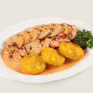 Куриное филе с картофельными драниками