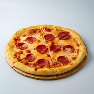 Пицца пепперони