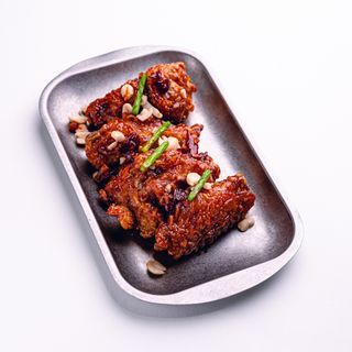 Крылышки с медово-горчичным соусом